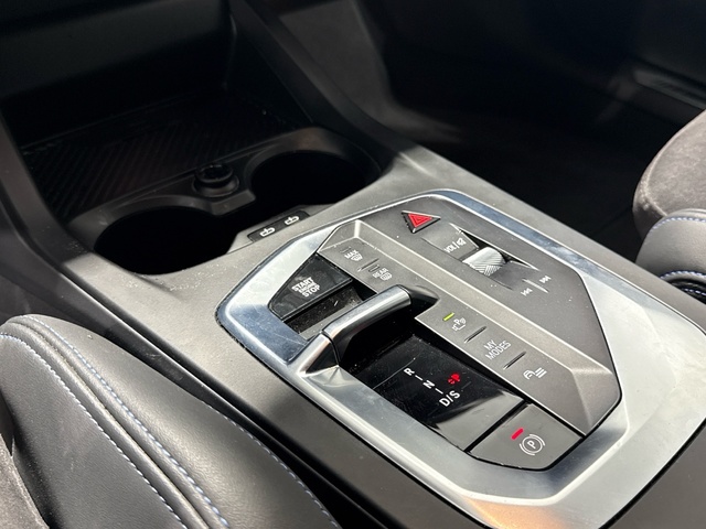 BMW Serie 1 120d color Gris. Año 2024. 120KW(163CV). Diésel. En concesionario Auto Premier, S.A. - MADRID de Madrid