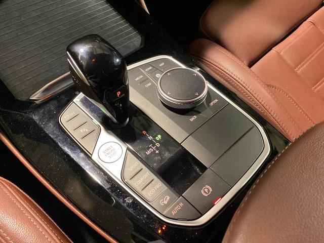 BMW X4 xDrive20d color Blanco. Año 2021. 140KW(190CV). Diésel. En concesionario Hispamovil, Orihuela de Alicante