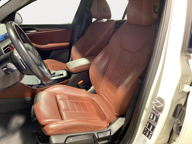 BMW X4 xDrive20d color Blanco. Año 2021. 140KW(190CV). Diésel. En concesionario Hispamovil, Orihuela de Alicante