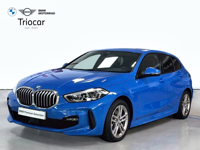 BMW Serie 1 118d color Azul. Año 2024. 110KW(150CV). Diésel. En concesionario Triocar Gijón (Bmw y Mini) de Asturias
