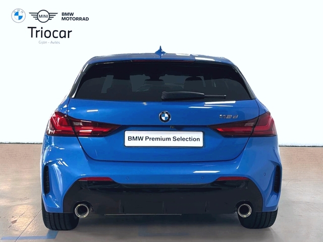 BMW Serie 1 118d color Azul. Año 2024. 110KW(150CV). Diésel. En concesionario Triocar Gijón (Bmw y Mini) de Asturias