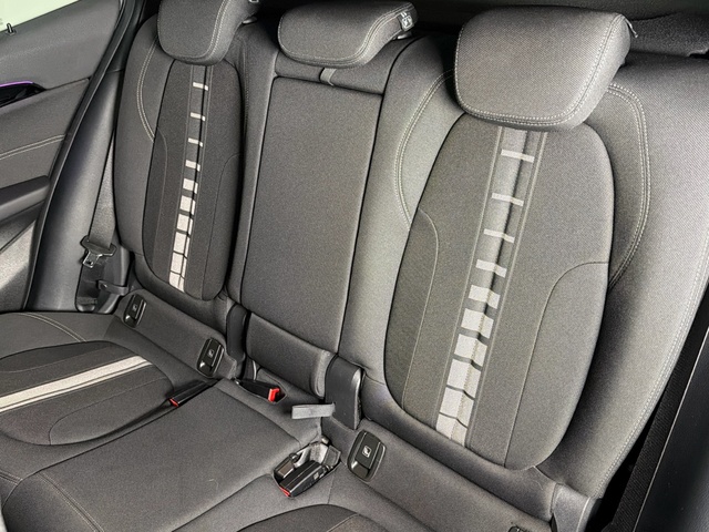 BMW X2 sDrive18d color Negro. Año 2020. 110KW(150CV). Diésel. En concesionario Triocar Gijón (Bmw y Mini) de Asturias