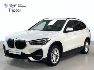 Fotos de BMW X1 sDrive18d color Blanco. Año 2022. 110KW(150CV). Diésel. En concesionario Triocar Gijón (Bmw y Mini) de Asturias