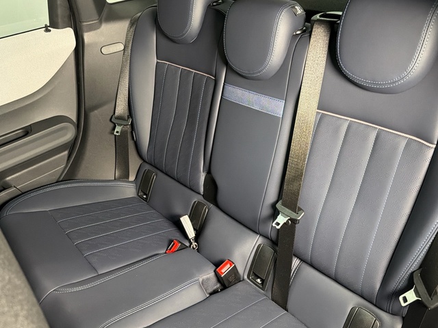 fotoG 8 del MINI MINI 5 Puertas Cooper C 115 kW (156 CV) 156cv Gasolina del 2025 en Asturias