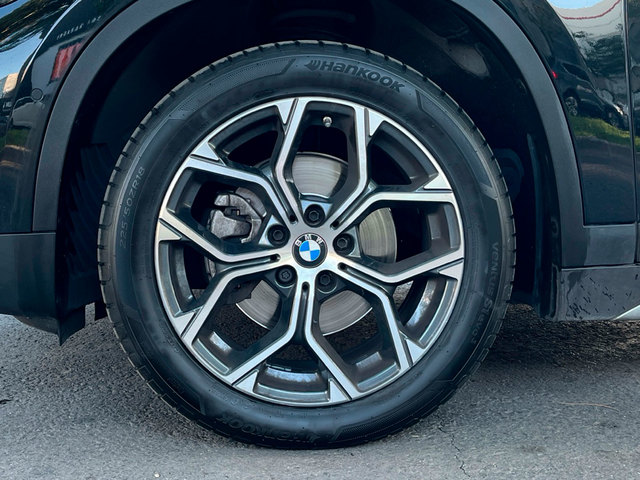 BMW X1 sDrive18d color Negro. Año 2021. 110KW(150CV). Diésel. En concesionario Murcia Premium S.L. AV DEL ROCIO de Murcia