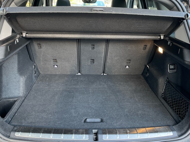 BMW X1 sDrive18d color Negro. Año 2021. 110KW(150CV). Diésel. En concesionario Murcia Premium S.L. AV DEL ROCIO de Murcia