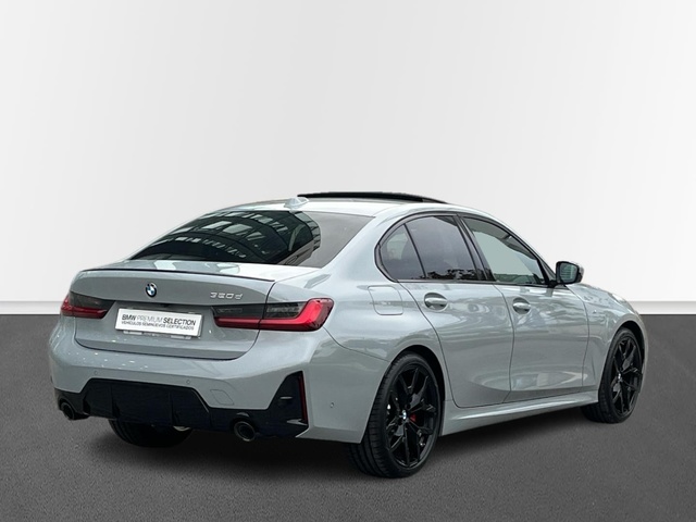 BMW Serie 3 320d color Gris. Año 2025. 140KW(190CV). Diésel. En concesionario MURCIA PREMIUM S.L. JUAN CARLOS I de Murcia