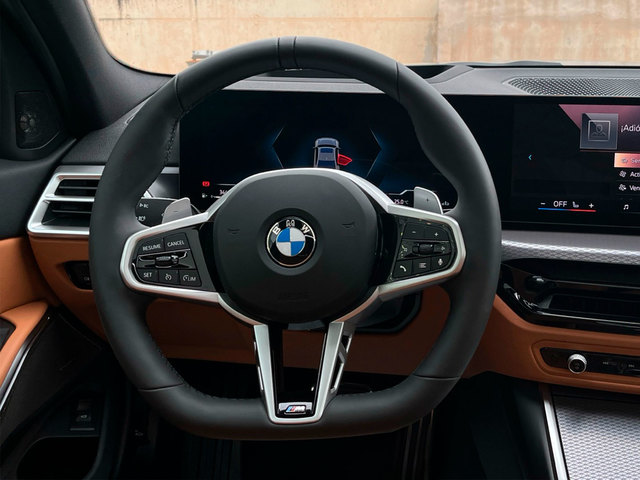 BMW Serie 3 320d color Gris. Año 2025. 140KW(190CV). Diésel. En concesionario MURCIA PREMIUM S.L. JUAN CARLOS I de Murcia