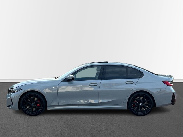 BMW Serie 3 320d color Gris. Año 2025. 140KW(190CV). Diésel. En concesionario Murcia Premium S.L. AV DEL ROCIO de Murcia
