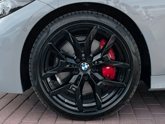 BMW Serie 3 320d color Gris. Año 2025. 140KW(190CV). Diésel. En concesionario Murcia Premium S.L. AV DEL ROCIO de Murcia