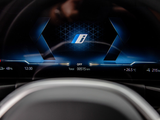 BMW i4 eDrive40 color Blanco. Año 2025. 250KW(340CV). Eléctrico. En concesionario Móvil Begar Alicante de Alicante