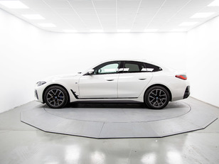 Fotos de BMW i4 eDrive40 color Blanco. Año 2025. 250KW(340CV). Eléctrico. En concesionario Móvil Begar Alicante de Alicante