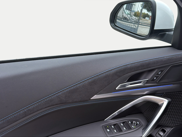 BMW X2 xDrive20d color Blanco. Año 2025. 120KW(163CV). Diésel. En concesionario Ilbira Motor | Granada de Granada