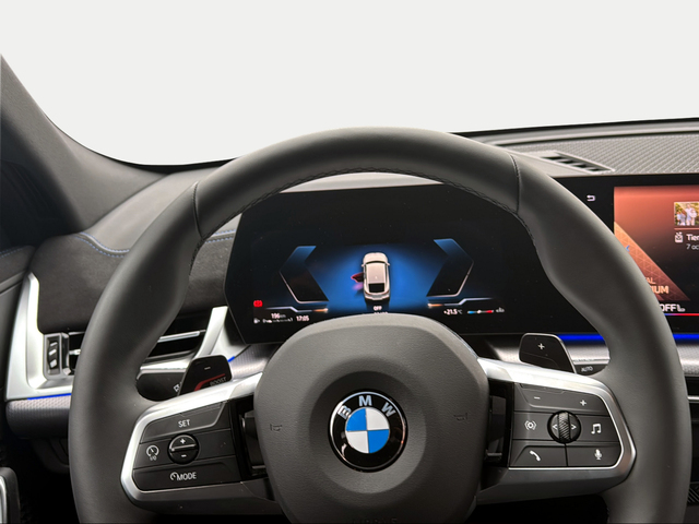 BMW X2 xDrive20d color Blanco. Año 2025. 120KW(163CV). Diésel. En concesionario Ilbira Motor | Granada de Granada