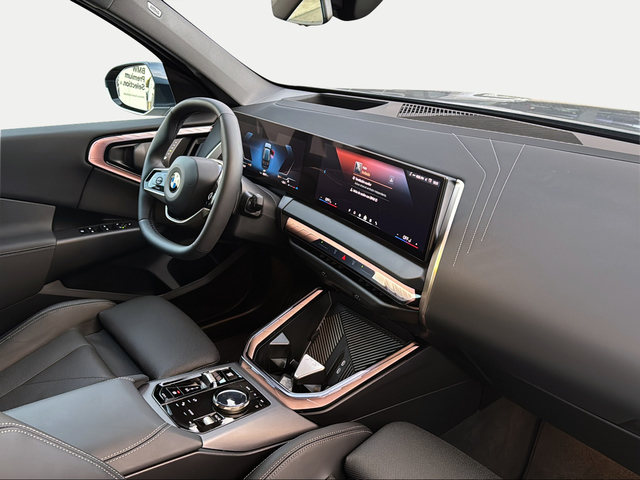 BMW X3 xDrive20d color Azul. Año 2025. 145KW(197CV). Diésel. En concesionario Ilbira Motor | Granada de Granada