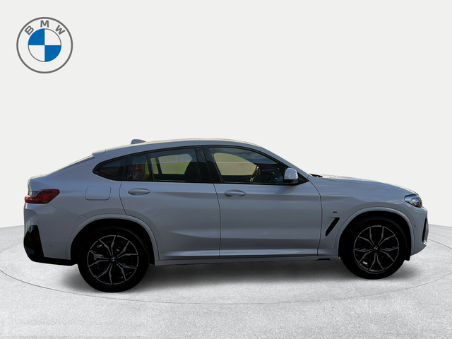 BMW X4 xDrive20d color Blanco. Año 2025. 140KW(190CV). Diésel. En concesionario Ilbira Motor | Granada de Granada