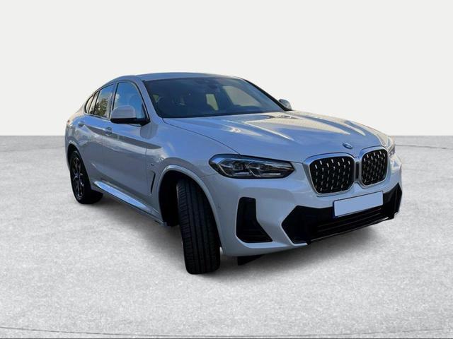 BMW X4 xDrive20d color Blanco. Año 2025. 140KW(190CV). Diésel. En concesionario Ilbira Motor | Granada de Granada