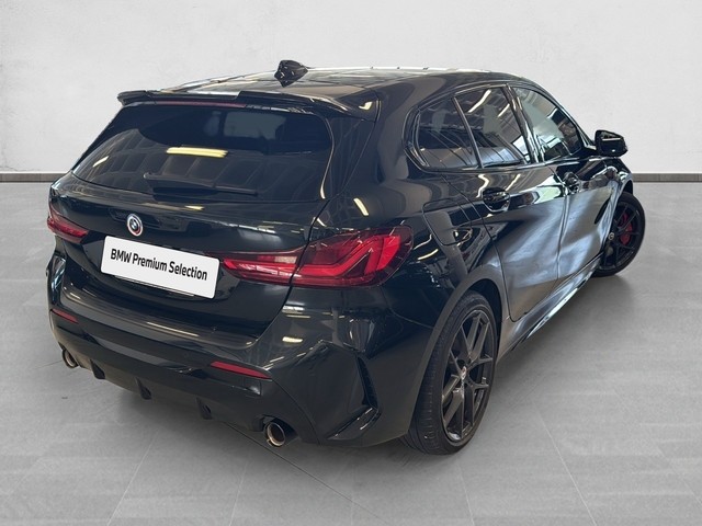 BMW Serie 1 118d color Negro. Año 2022. 110KW(150CV). Diésel. En concesionario Enekuri Motor de Vizcaya