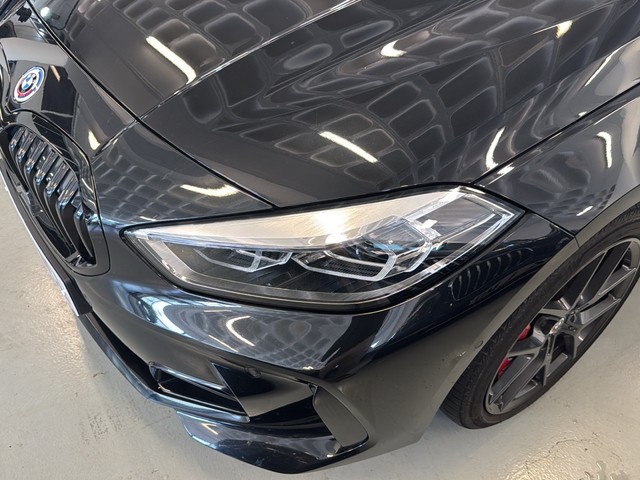 BMW Serie 1 118d color Negro. Año 2022. 110KW(150CV). Diésel. En concesionario Enekuri Motor de Vizcaya