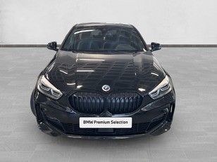 Fotos de BMW Serie 1 118d color Negro. Año 2022. 110KW(150CV). Diésel. En concesionario Enekuri Motor de Vizcaya