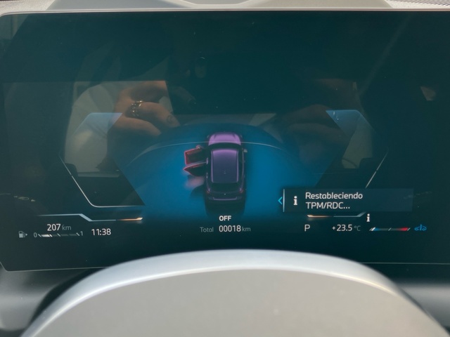 BMW Serie 1 120d color Violeta. Año 2025. 120KW(163CV). Diésel. En concesionario Proa Premium Palma de Illes Balears
