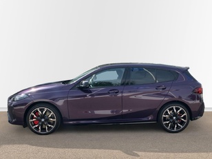 Fotos de BMW Serie 1 120d color Violeta. Año 2025. 120KW(163CV). Diésel. En concesionario Proa Premium Palma de Illes Balears