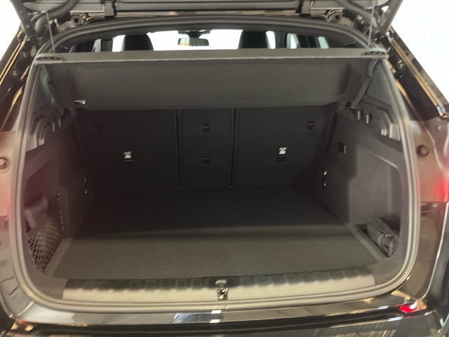 BMW X1 xDrive25e color Negro. Año 2025. 180KW(245CV). Híbrido Electro/Gasolina. En concesionario Proa Premium Palma de Illes Balears