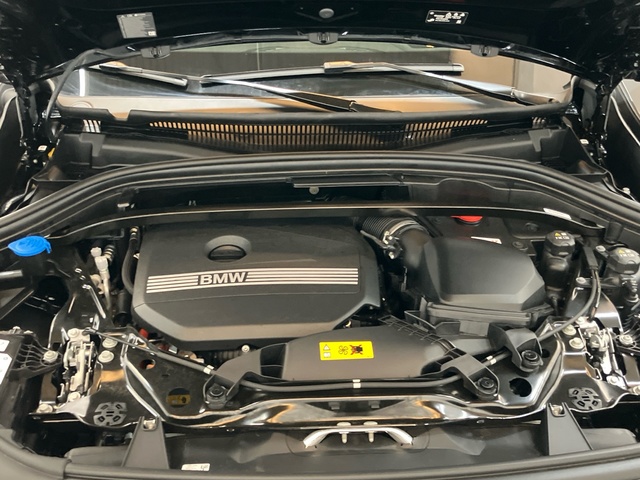 BMW X1 xDrive25e color Negro. Año 2025. 180KW(245CV). Híbrido Electro/Gasolina. En concesionario Proa Premium Palma de Illes Balears