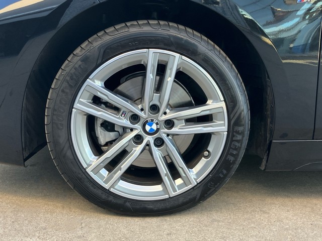 BMW Serie 1 118d color Negro. Año 2024. 110KW(150CV). Diésel. En concesionario Bernesga Motor León (Bmw y Mini) de León