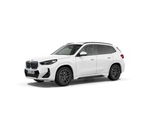 Fotos de BMW iX1 xDrive30 color Blanco. Año 2023. 230KW(313CV). Eléctrico. En concesionario Barcelona Premium -- GRAN VIA de Barcelona