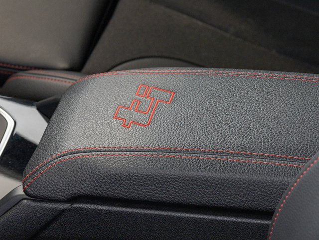 BMW Serie 1 128ti color Rojo. Año 2022. 195KW(265CV). Gasolina. En concesionario Oliva Motor Girona de Girona