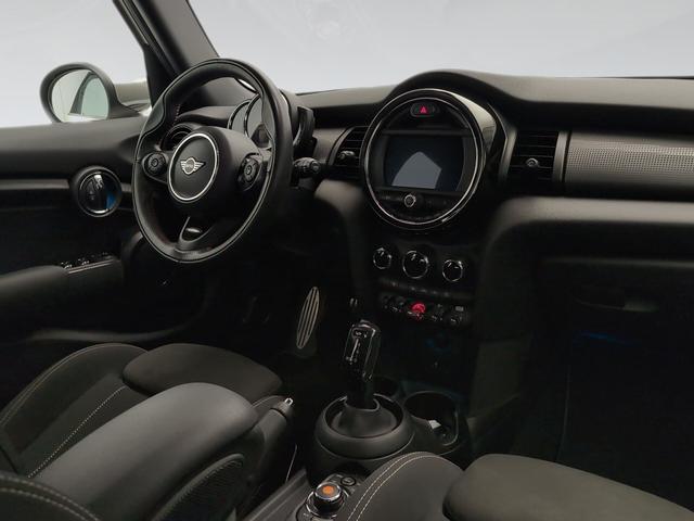 fotoG 7 del MINI MINI 5 Puertas Cooper 100 kW (136 CV) 136cv Gasolina del 2021 en Málaga