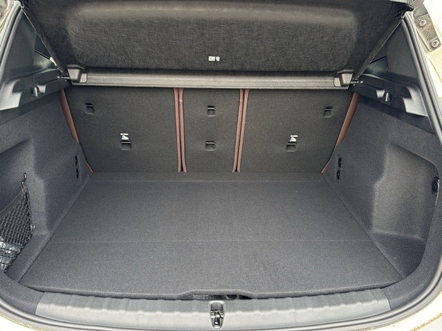 BMW Serie 2 218d Active Tourer color Blanco. Año 2025. 110KW(150CV). Diésel. En concesionario Enekuri Motor de Vizcaya