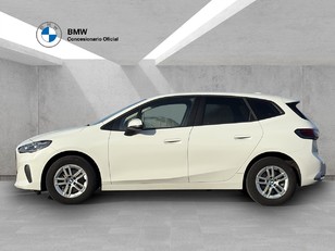 Fotos de BMW Serie 2 218d Active Tourer color Blanco. Año 2022. 110KW(150CV). Diésel. En concesionario BMW Avilcar Ávila de Ávila
