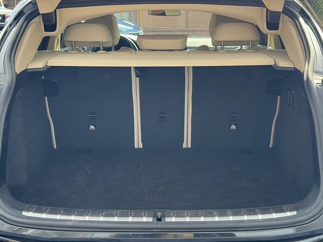 BMW X4 xDrive20d color Negro. Año 2022. 140KW(190CV). Diésel. En concesionario BMW Avilcar Ávila de Ávila