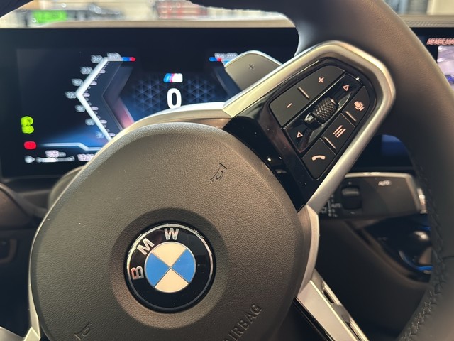 BMW Serie 4 420d Gran Coupe color Negro. Año 2025. 140KW(190CV). Diésel. En concesionario Enekuri Motor de Vizcaya