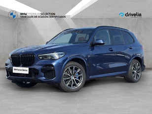 Fotos de BMW X5 xDrive30d color Azul. Año 2021. 210KW(286CV). Diésel. En concesionario BMW Avilcar Ávila de Ávila