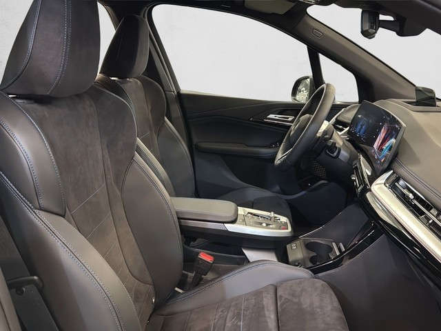 BMW Serie 2 218d Active Tourer color Negro. Año 2025. 110KW(150CV). Diésel. En concesionario Enekuri Motor de Vizcaya