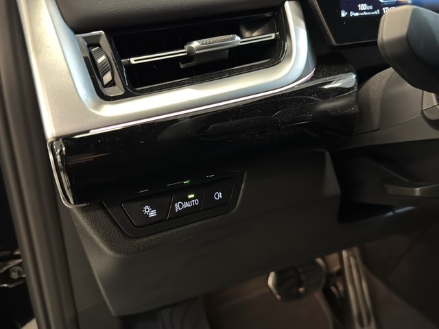 BMW Serie 2 218d Active Tourer color Negro. Año 2025. 110KW(150CV). Diésel. En concesionario Enekuri Motor de Vizcaya