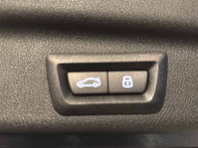 BMW Serie 2 218d Active Tourer color Negro. Año 2025. 110KW(150CV). Diésel. En concesionario Enekuri Motor de Vizcaya