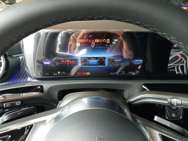 Mercedes-Benz Clase A 180 100 kW (136 CV)