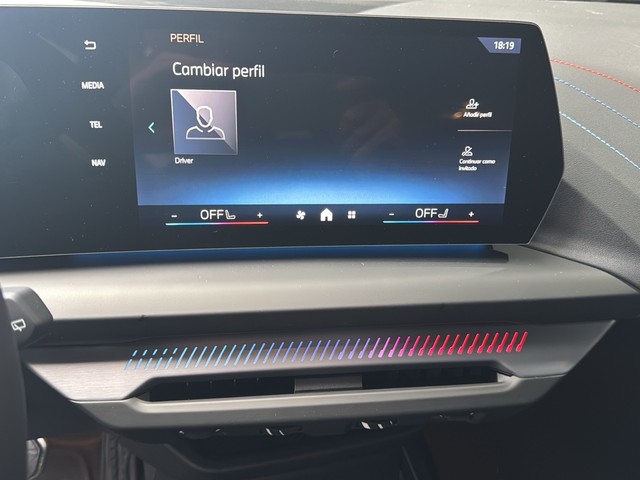 BMW Serie 1 120d color Gris. Año 2025. 120KW(163CV). Diésel. En concesionario Enekuri Motor de Vizcaya