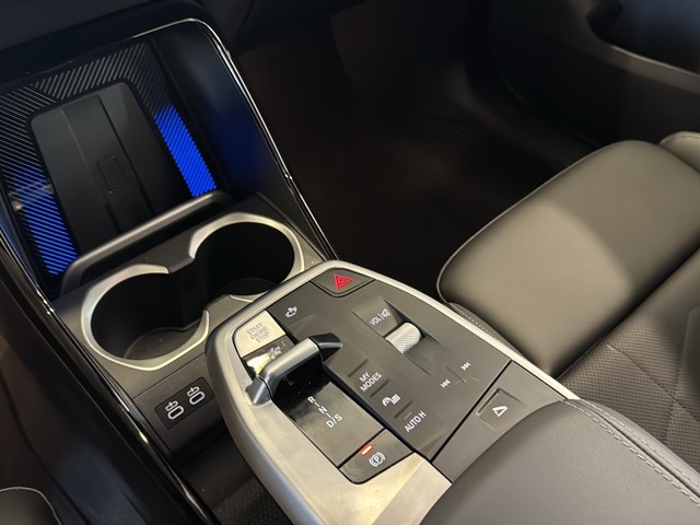 BMW X2 sDrive20i color Gris. Año 2025. 125KW(170CV). Gasolina. En concesionario Enekuri Motor de Vizcaya