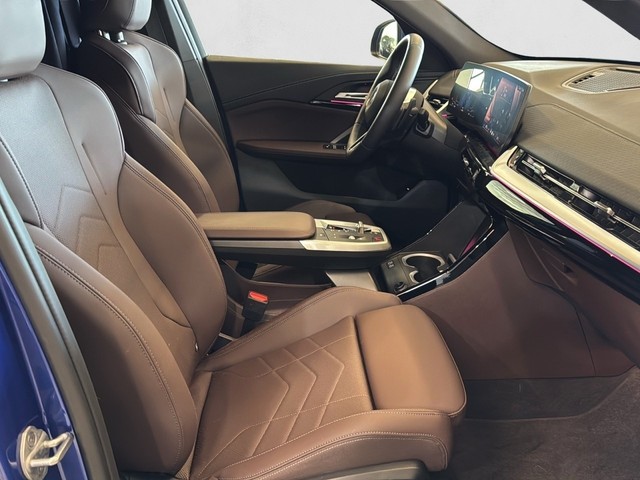 BMW X2 sDrive20i color Azul. Año 2025. 125KW(170CV). Gasolina. En concesionario Enekuri Motor de Vizcaya