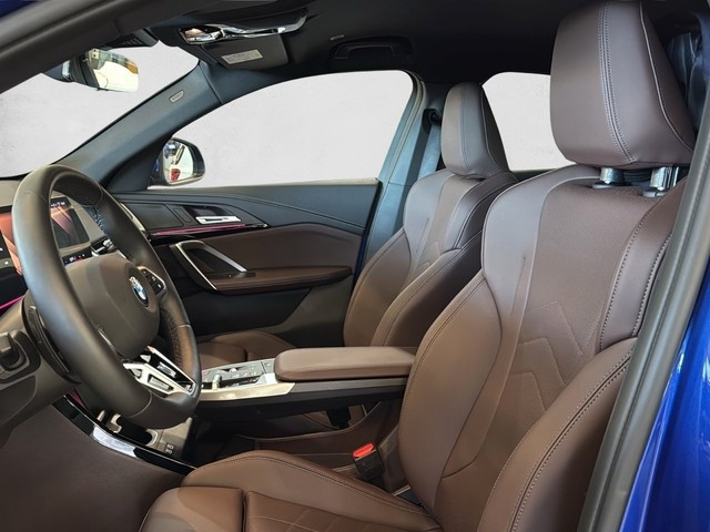 BMW X2 sDrive20i color Azul. Año 2025. 125KW(170CV). Gasolina. En concesionario Enekuri Motor de Vizcaya