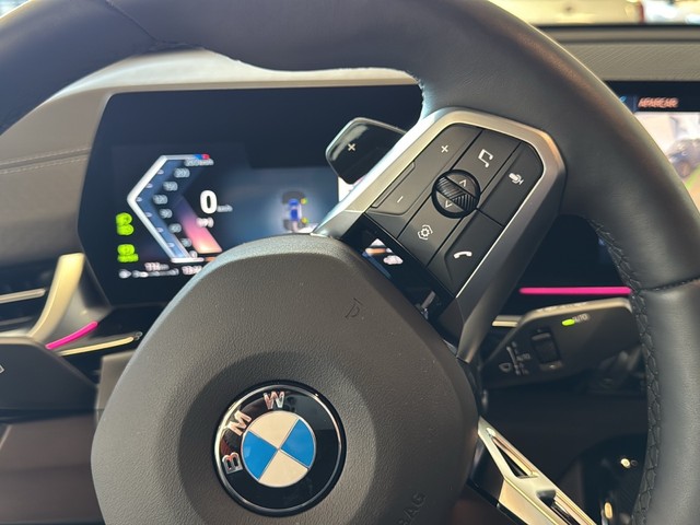 BMW X2 sDrive20i color Azul. Año 2025. 125KW(170CV). Gasolina. En concesionario Enekuri Motor de Vizcaya