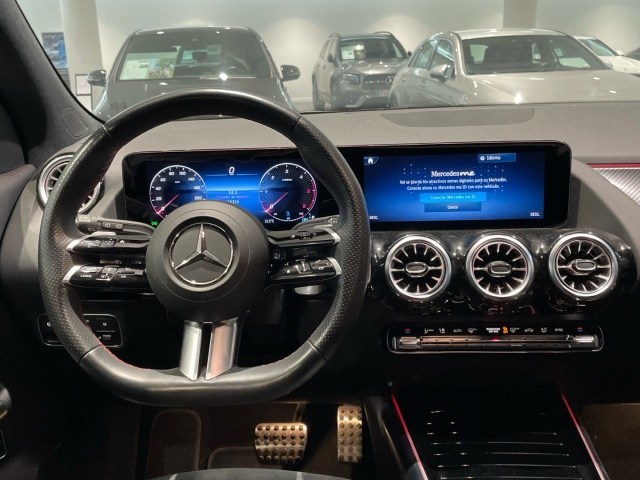Mercedes-Benz GLA 200 D - 8