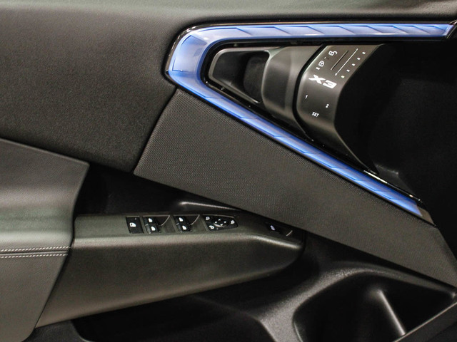 BMW X3 xDrive20d color Azul. Año 2024. 145KW(197CV). Diésel. En concesionario Barcelona Premium -- GRAN VIA de Barcelona