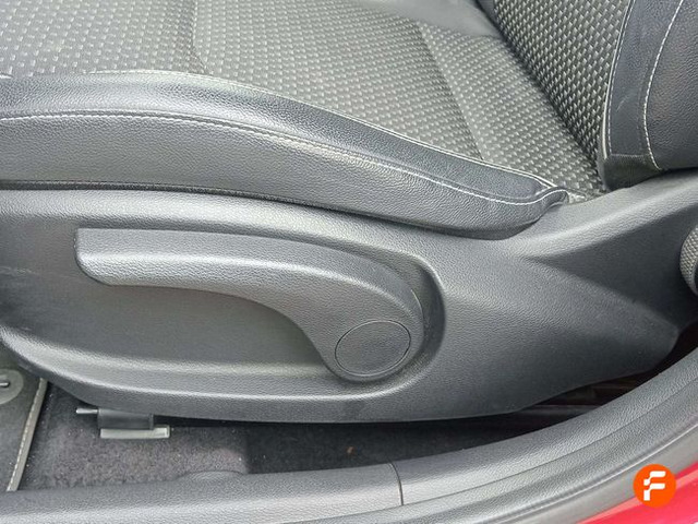 Foto 26 Kia XCeed 1.6 GDi PHEV eDrive 104 kW (141 CV)