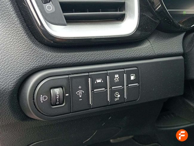 Foto 28 Kia XCeed 1.6 GDi PHEV eDrive 104 kW (141 CV)